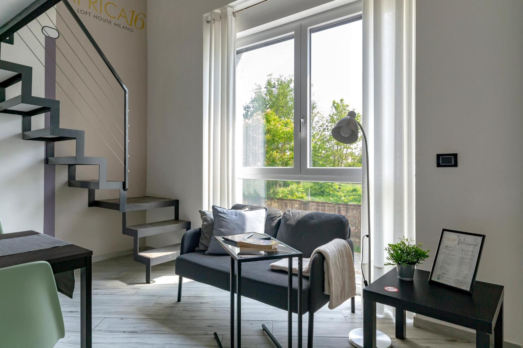 Aprica16 Loft House Milano